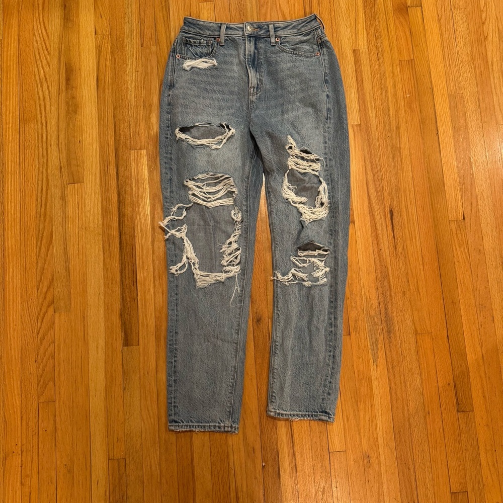 American Eagle Outfitters Distressed Mom Jeans